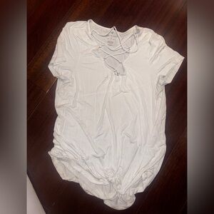 American Eagle Outfitters White Short Sleeve Tee